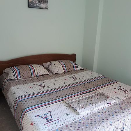 Tani'S Guesthouse Ksamil Eksteriør bilde