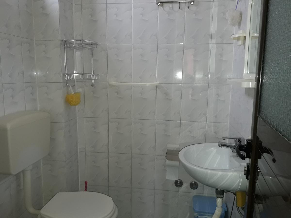 Tani'S Guesthouse Ksamil Eksteriør bilde
