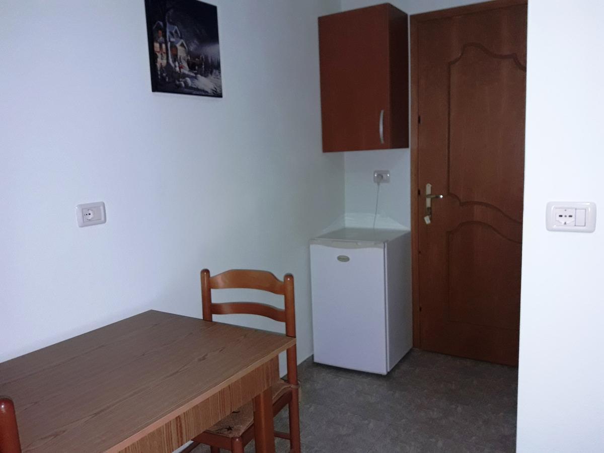 Tani'S Guesthouse Ksamil Eksteriør bilde
