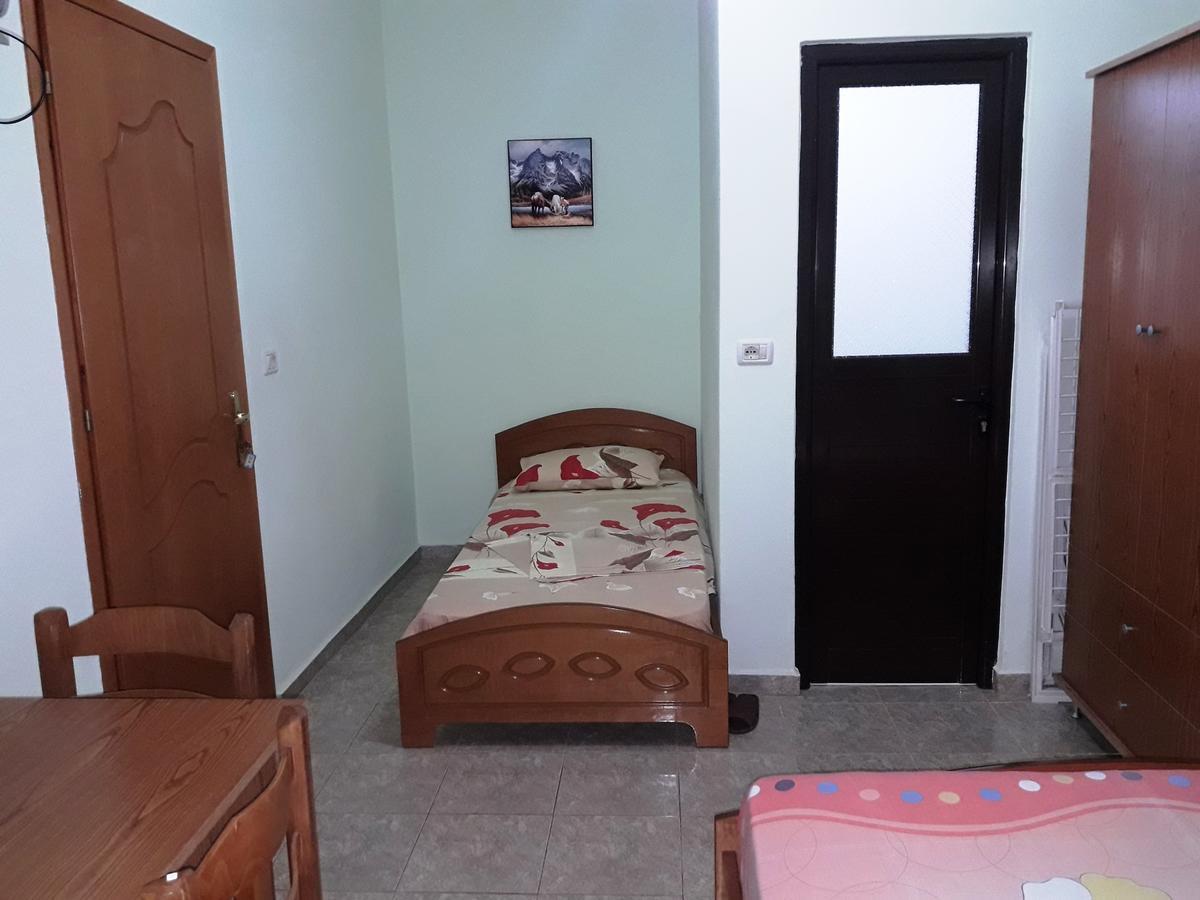 Tani'S Guesthouse Ksamil Eksteriør bilde