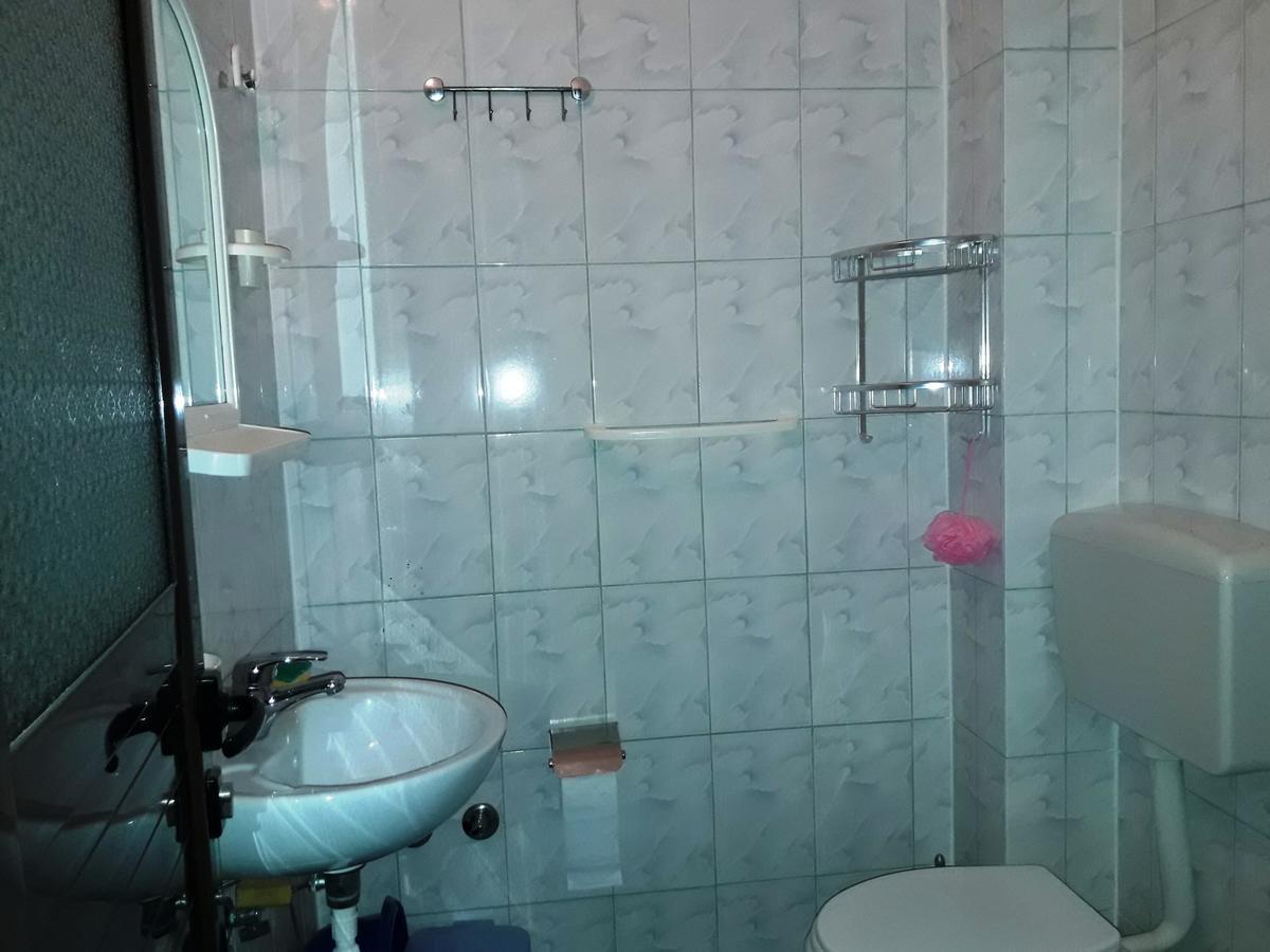 Tani'S Guesthouse Ksamil Eksteriør bilde