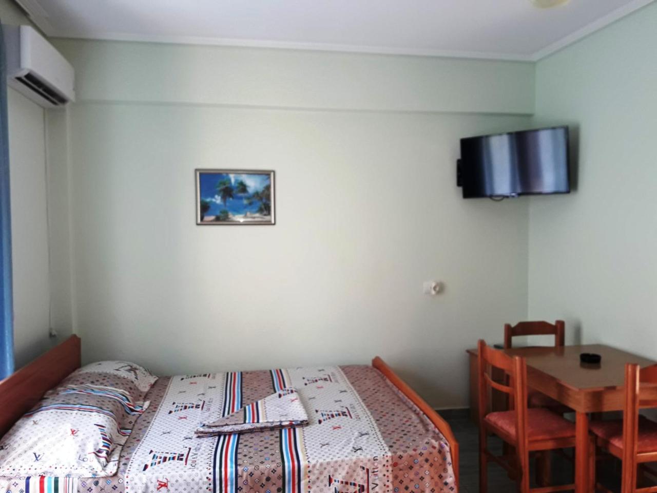Tani'S Guesthouse Ksamil Eksteriør bilde